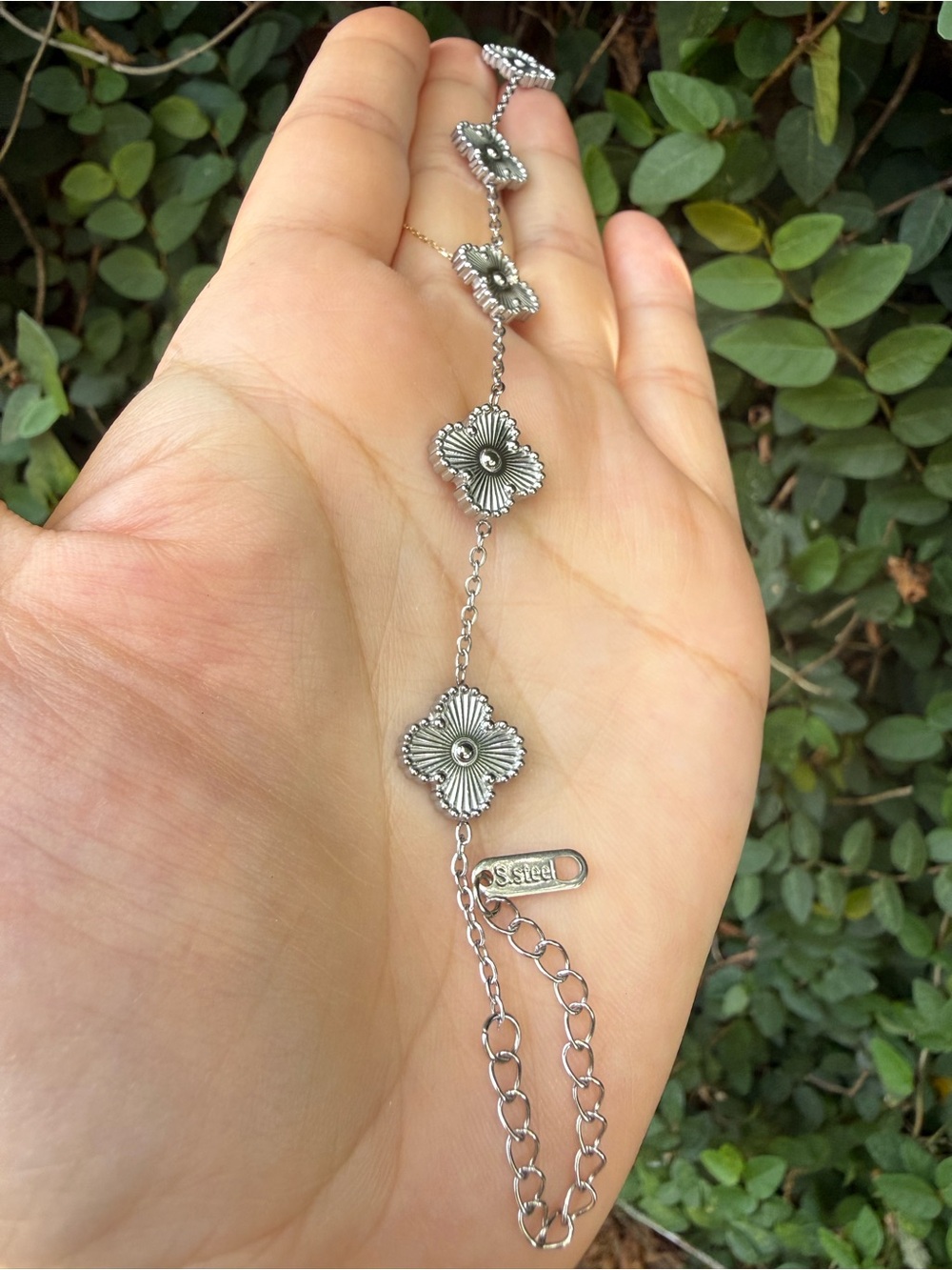 Alhambra Clover Delicate Silver Floral Link Bracelet - Picture 4 of 5